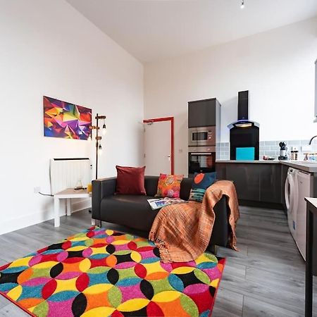 Jesouth Refreshing Condo Roomy Comfy Posh Kingston upon Hull Exterior foto